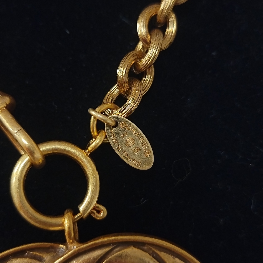 Chanel Gold Double Chain Necklace - Picture 4 of 5